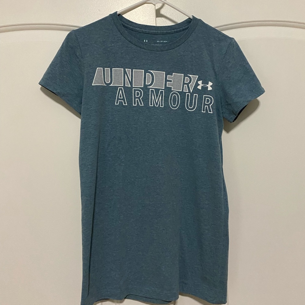 Under Armour classic tee